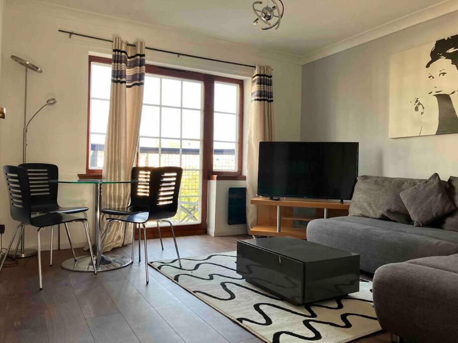 My Waterfront Apartment, Views Over Water Of Leith Edinburgh Bagian luar foto